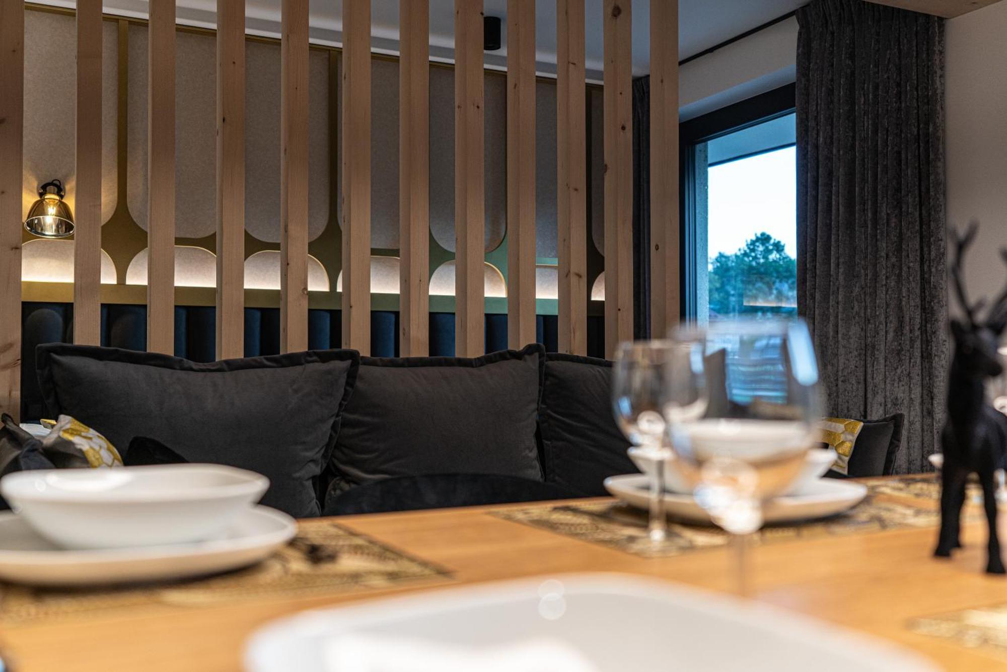 Goralski Resort Pool & Spa Bialka Tatrzanska Ngoại thất bức ảnh
