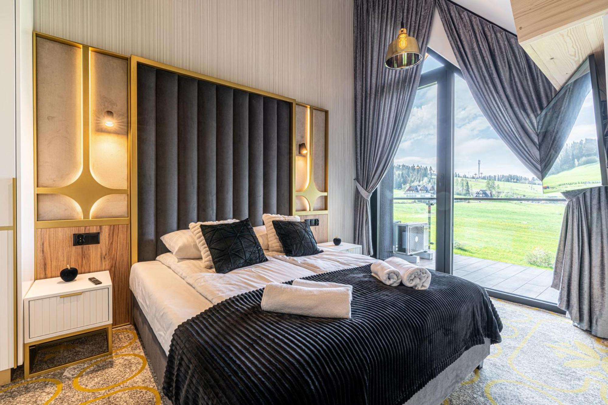 Goralski Resort Pool & Spa Bialka Tatrzanska Ngoại thất bức ảnh