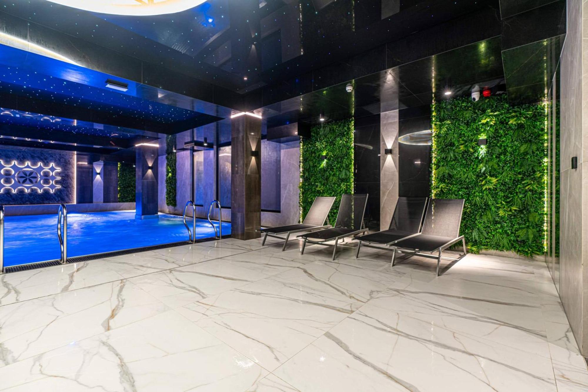Goralski Resort Pool & Spa Bialka Tatrzanska Ngoại thất bức ảnh
